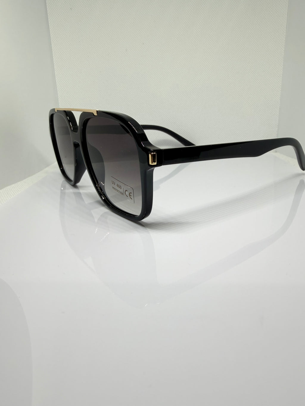 Vega Black & Gold Square Aviator Gradient Sunglasses