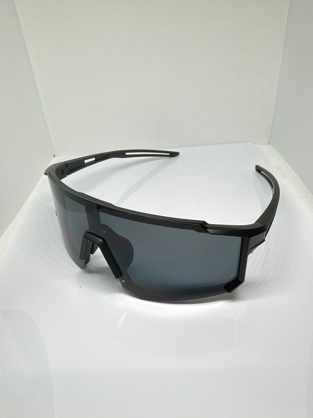 Monza – Black Shield Riding Sunglasses