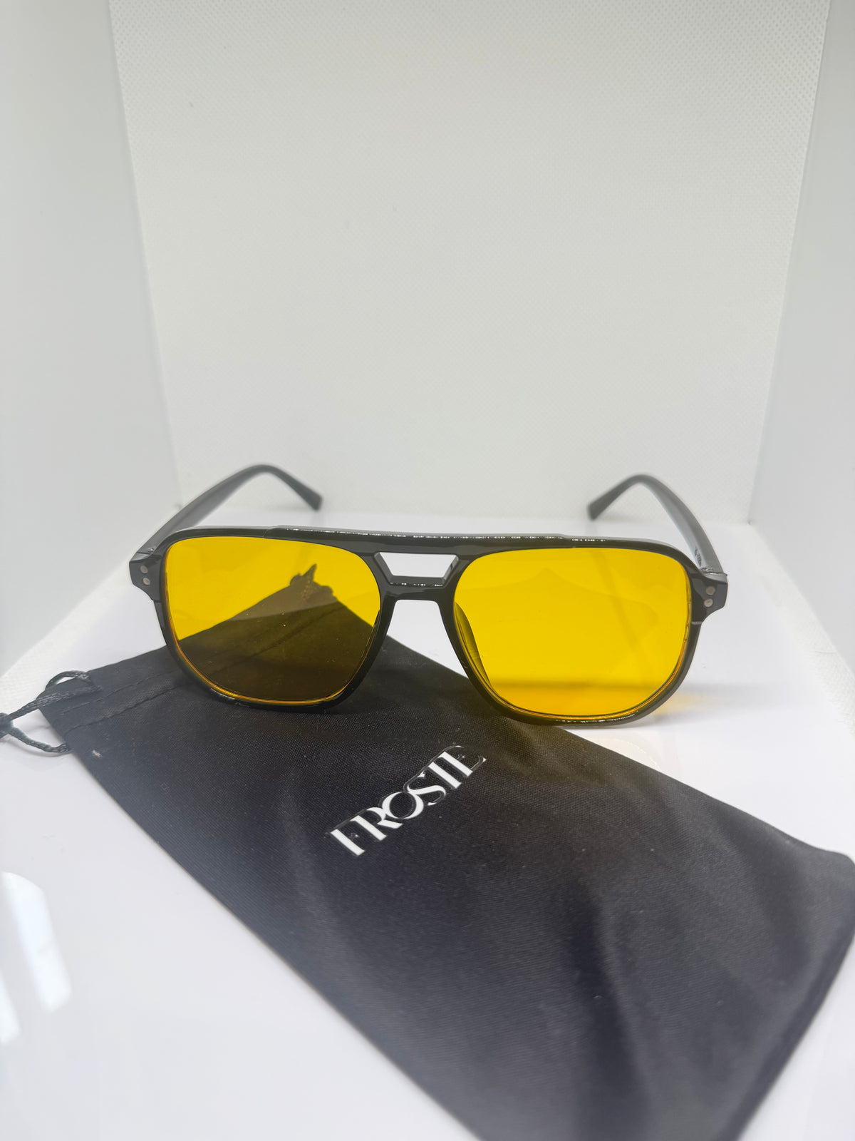 Solar – Black & Yellow Retro Sunglasses