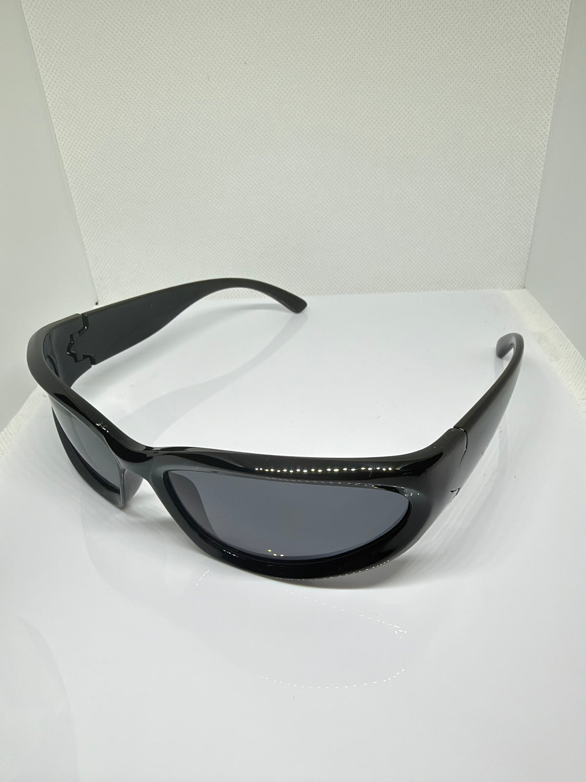 Viper – Gloss Black Shield Sunglasses