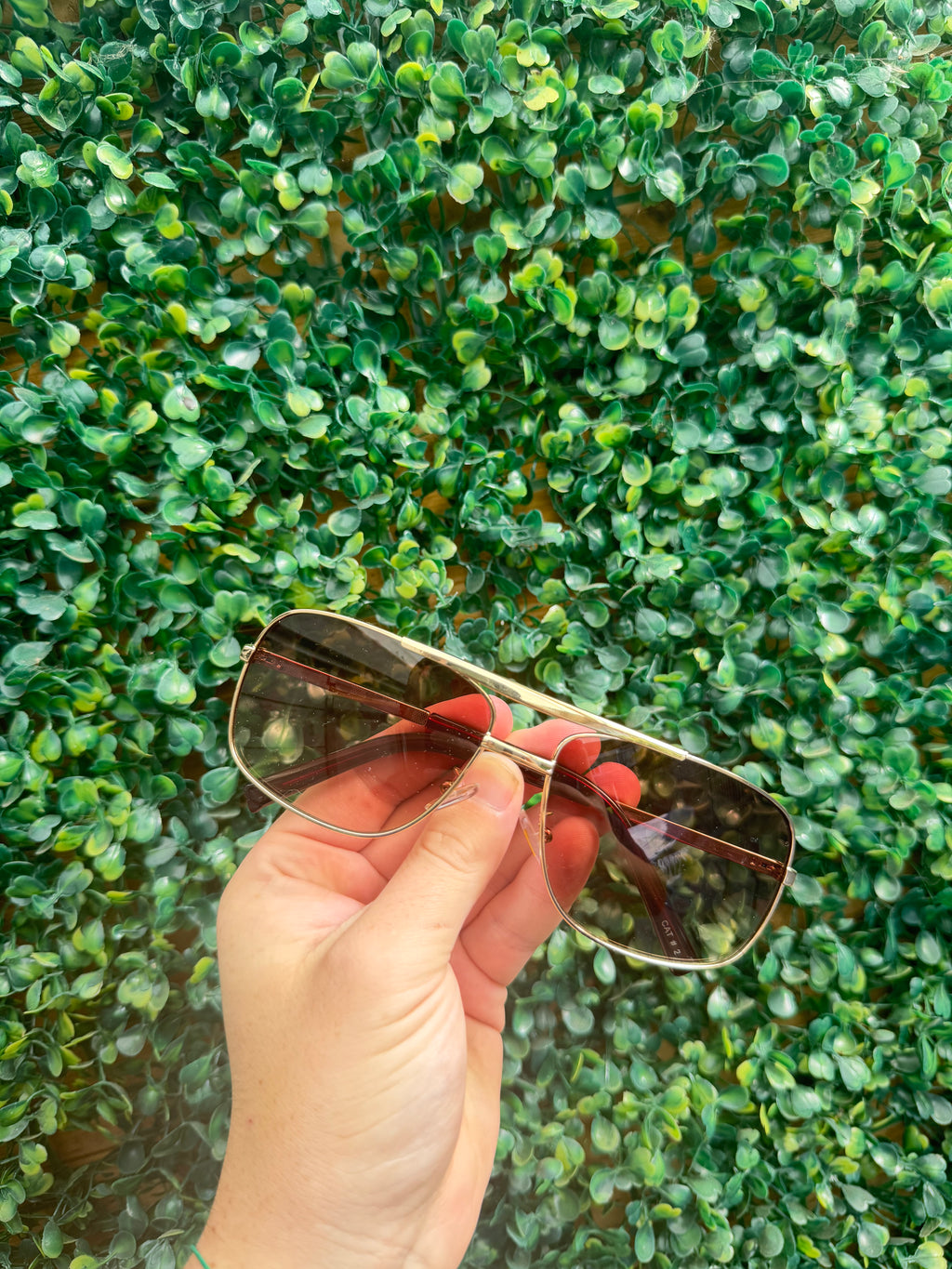 Atlas Classic Gold Aviator Sunglasses with Gradient Lenses