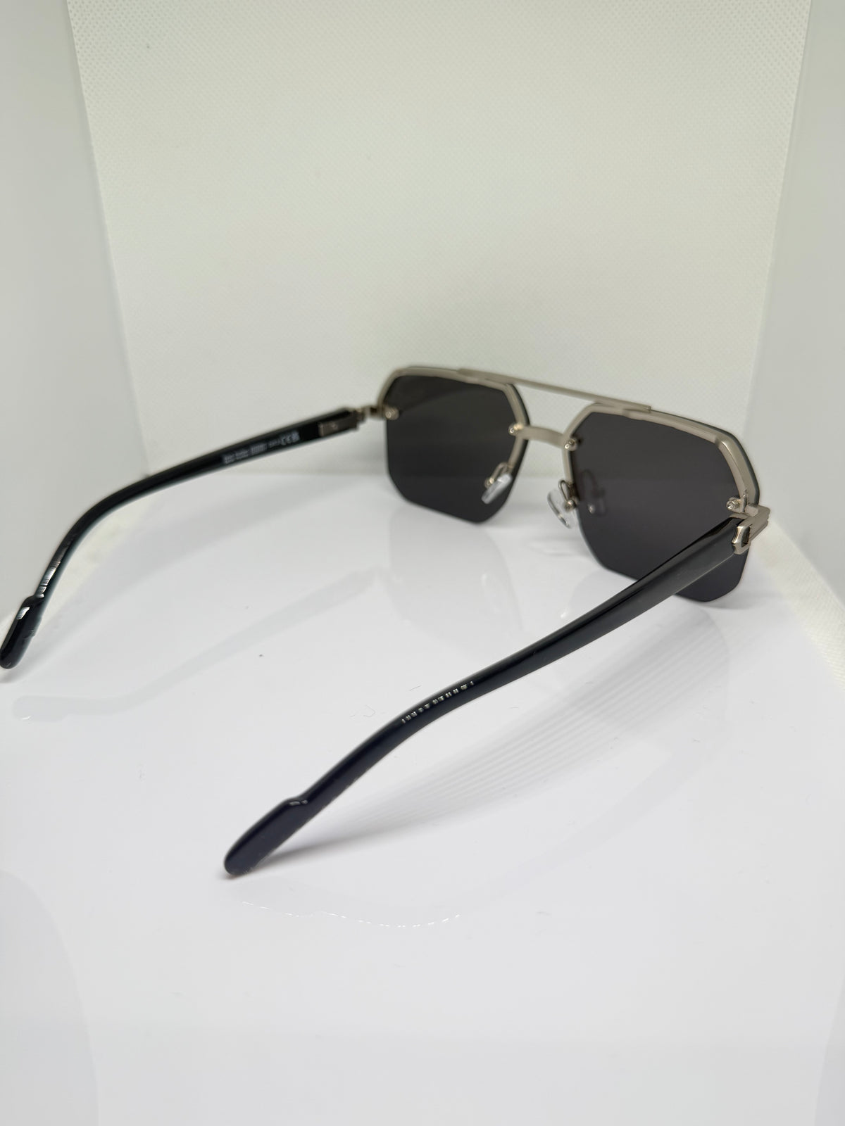Sterling – Geometric Sunglasses