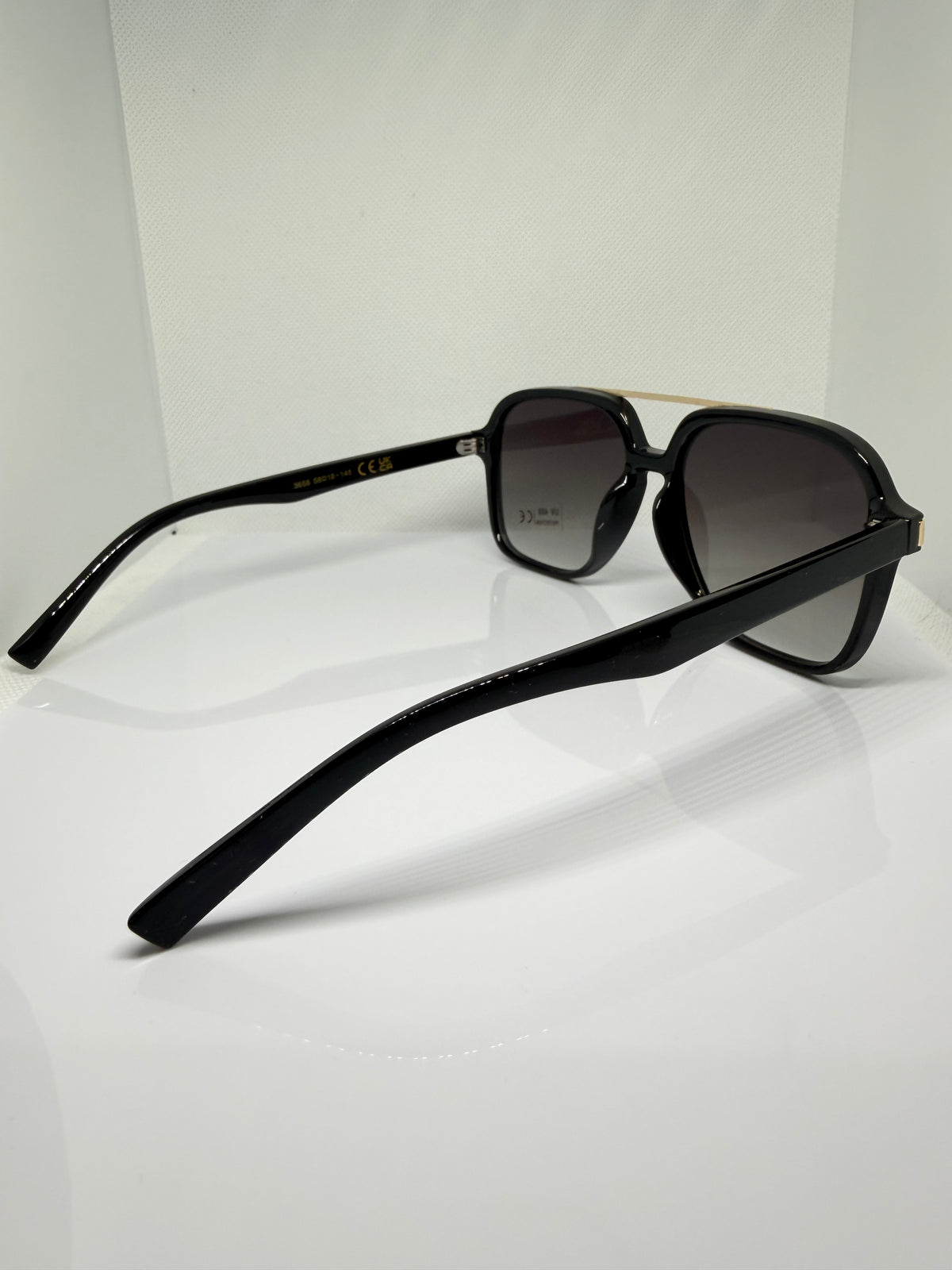 Vega Black & Gold Square Aviator Gradient Sunglasses