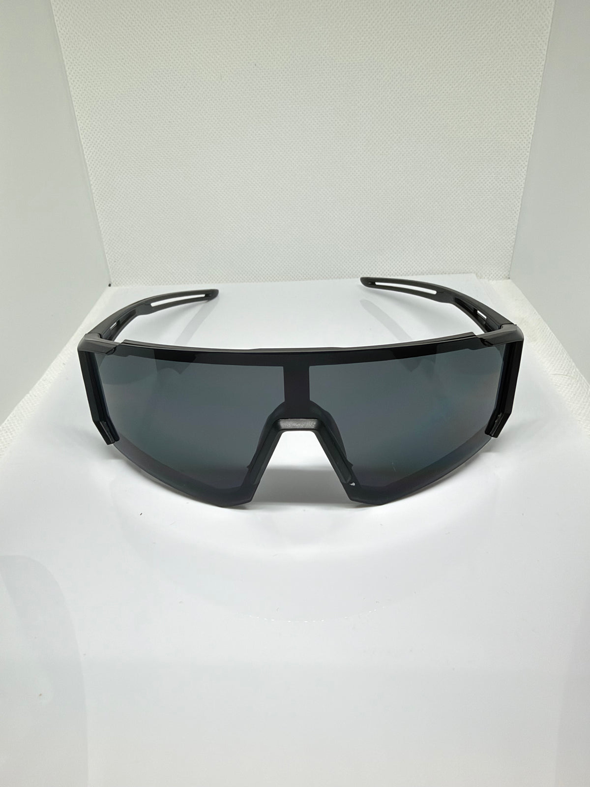 Monza – Black Shield Riding Sunglasses