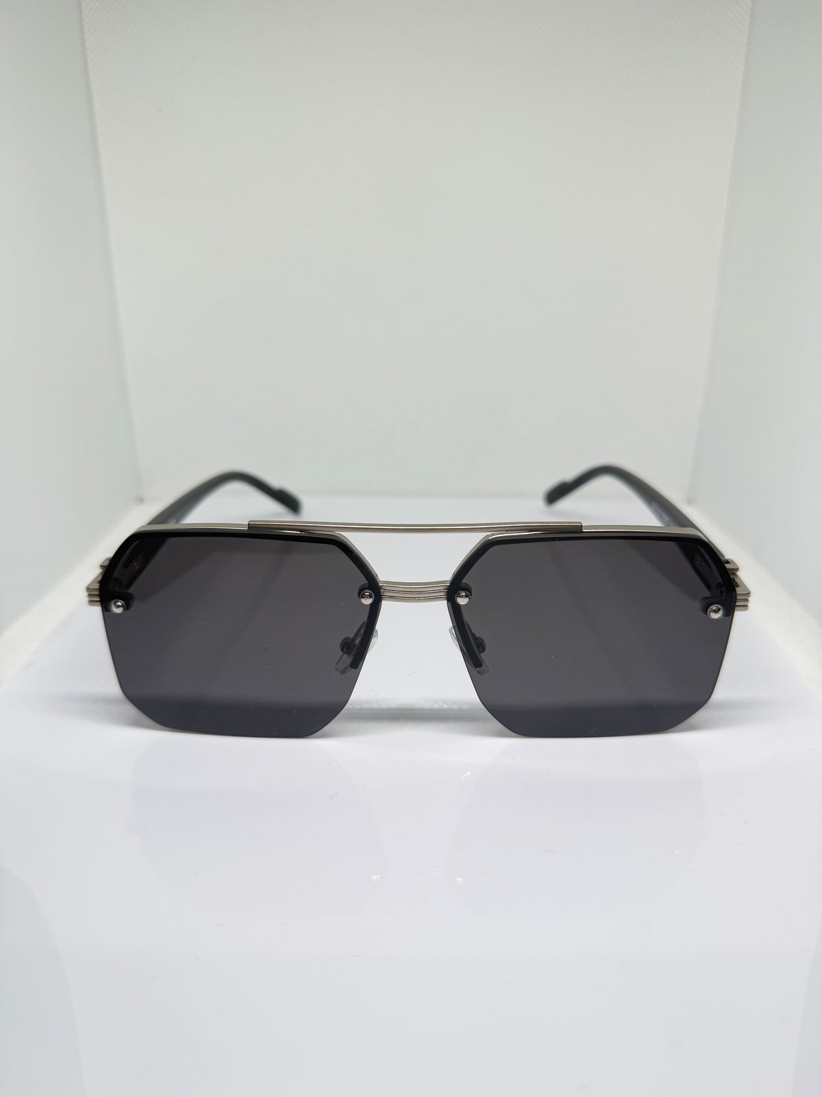 Sterling – Geometric Sunglasses