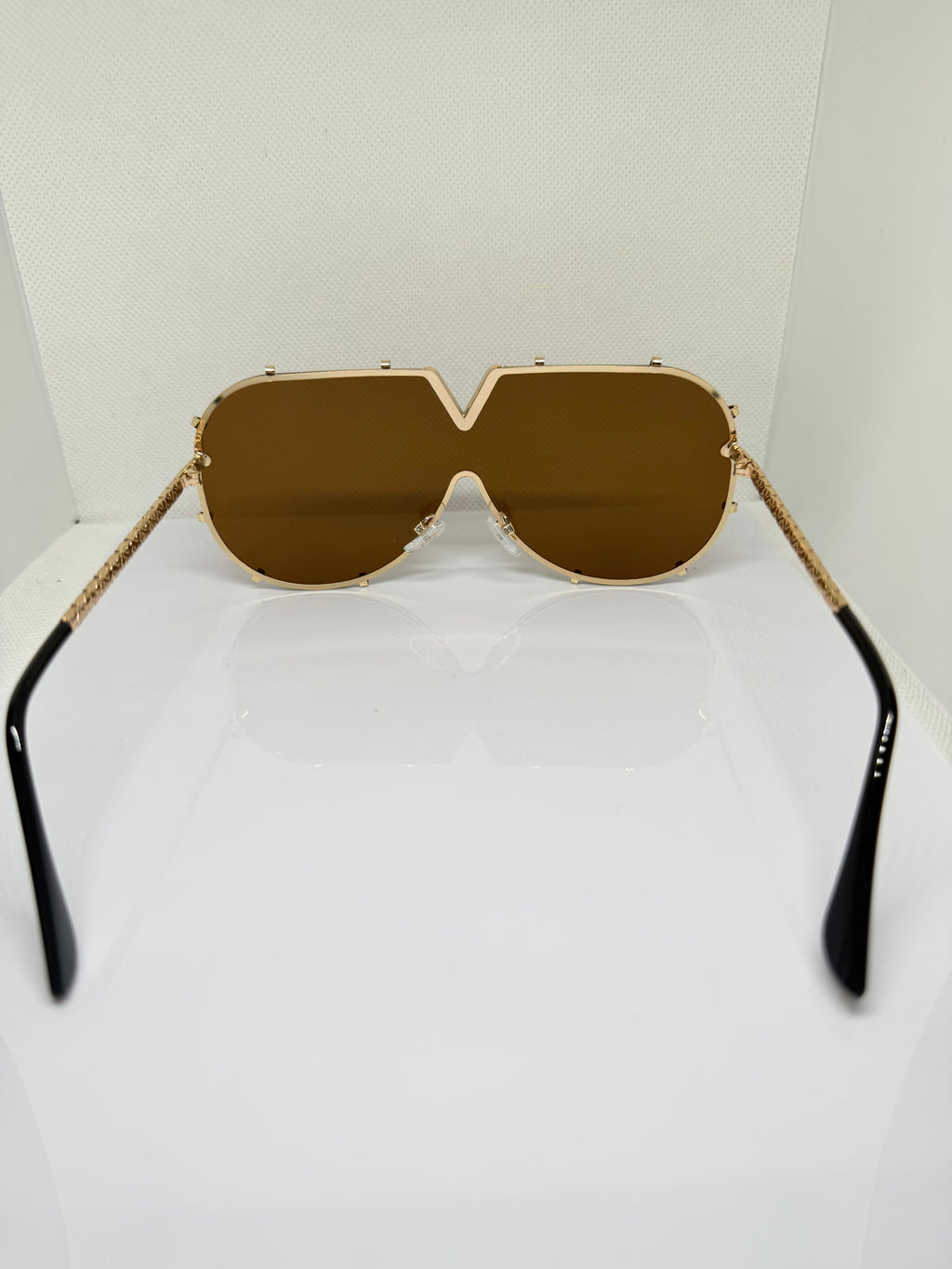 Sienna oversized brown sunglasses with warm brown lenses