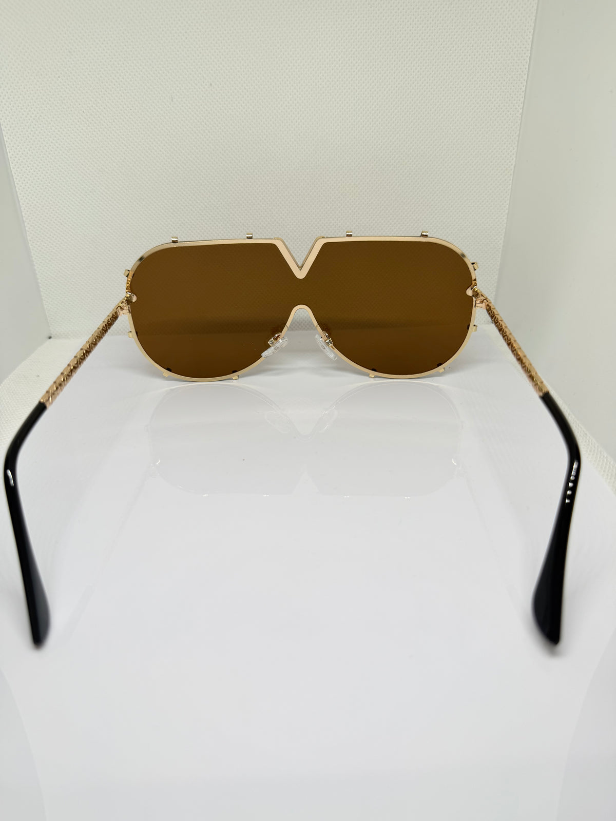 Sienna oversized brown sunglasses with warm brown lenses