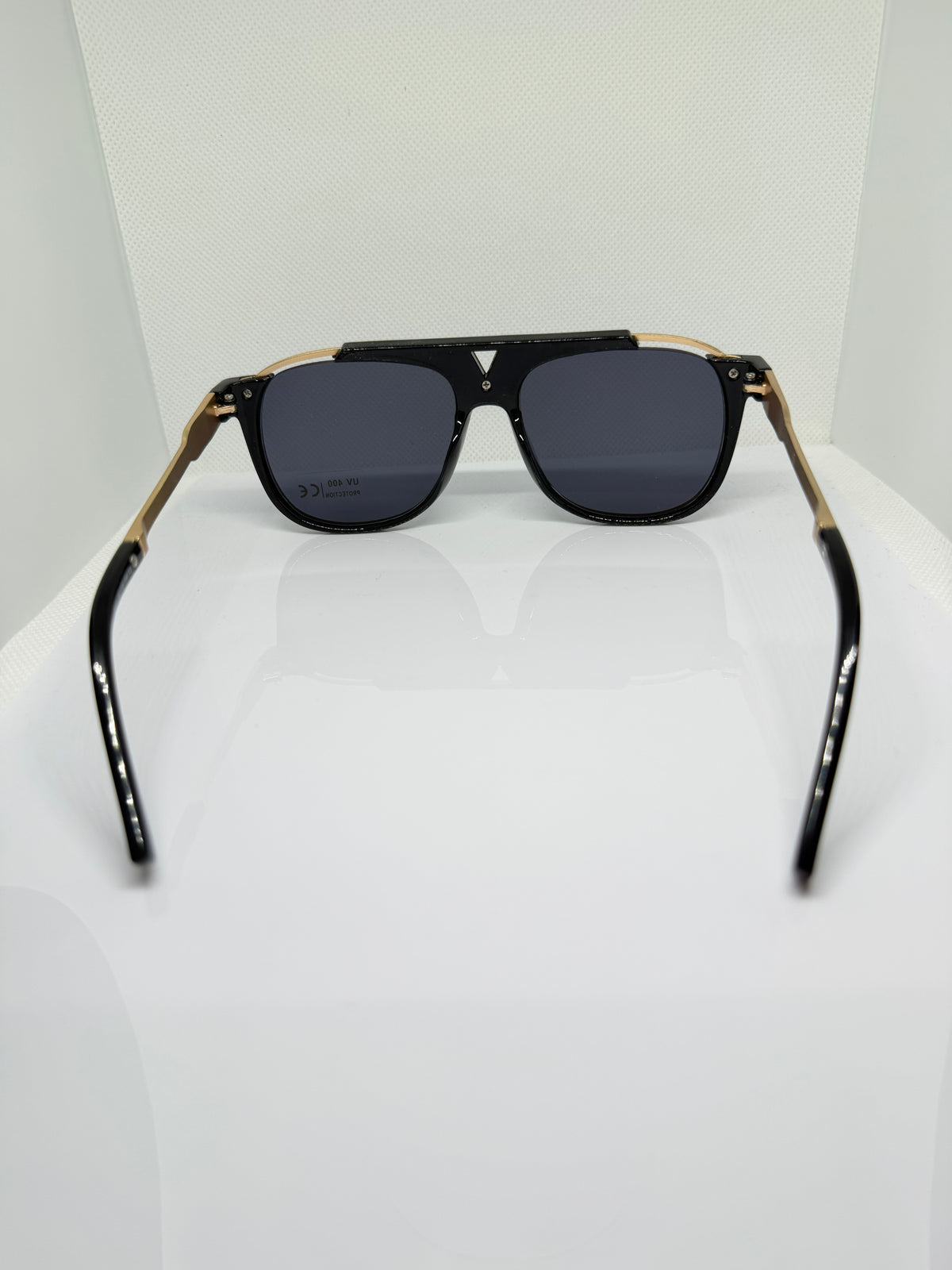 Onyx Black & Gold Retro Square Aviator Sunglasses