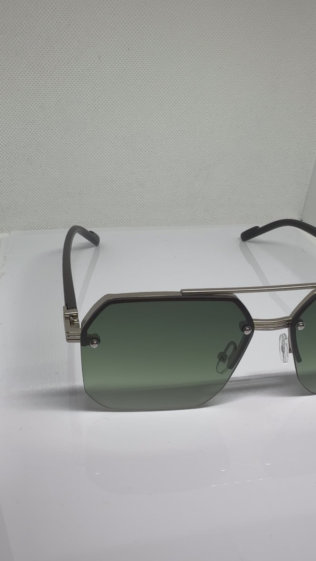 Sterling – Geometric Sunglasses