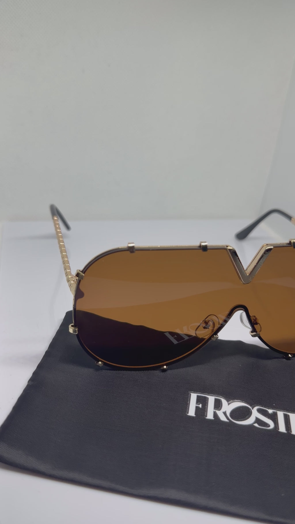 Sienna – Brown V-Detail Oversized Sunglasses