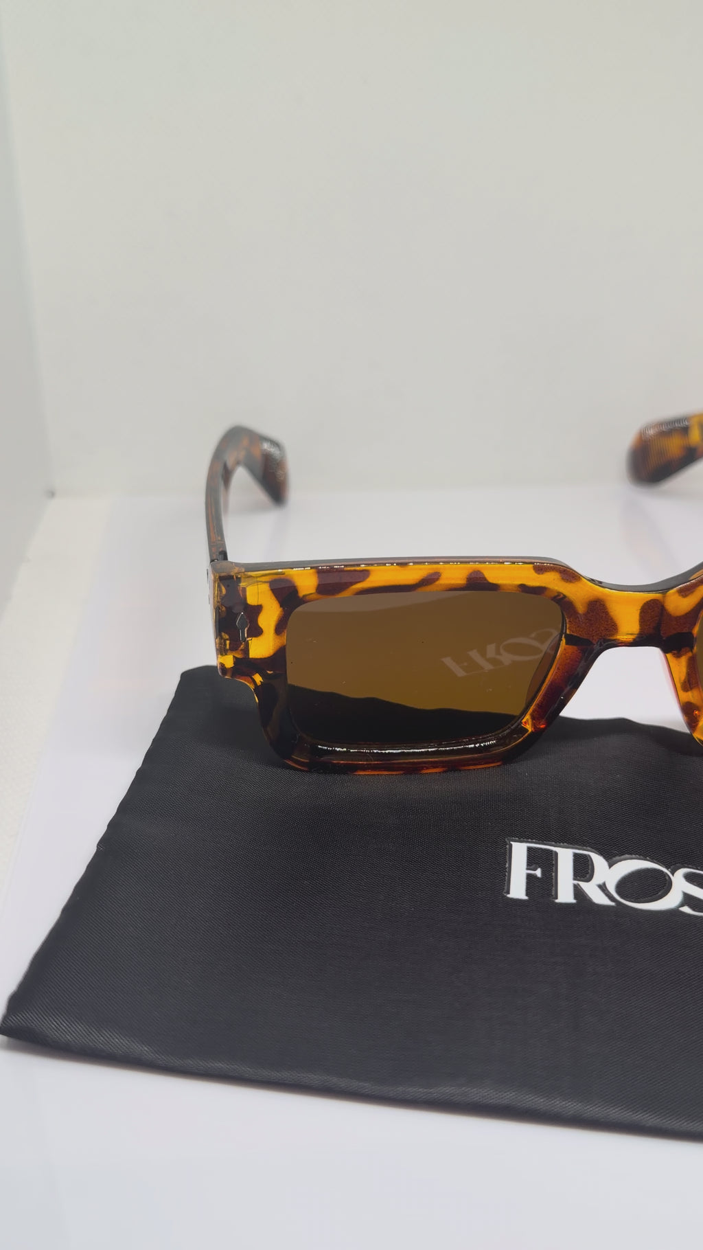 Tortuga – Tortoiseshell & Brown
